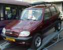 Несмотря на то, что  Джи-Эм-АвтоВАЗ в МИМС-2004 не участвовал, несколько ШНив на выставке все же было. Эта рекламировала некую спутниковую ТВ антенну (закреплена на крыше)