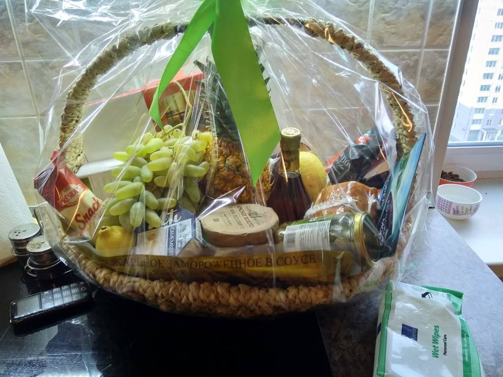 корзинка вкусняшек..jpg