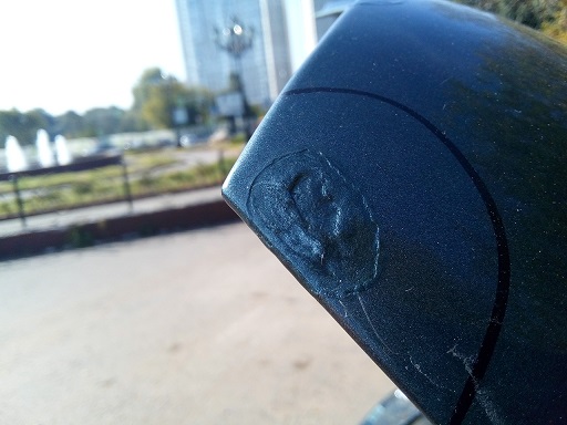 угол капота.jpg
